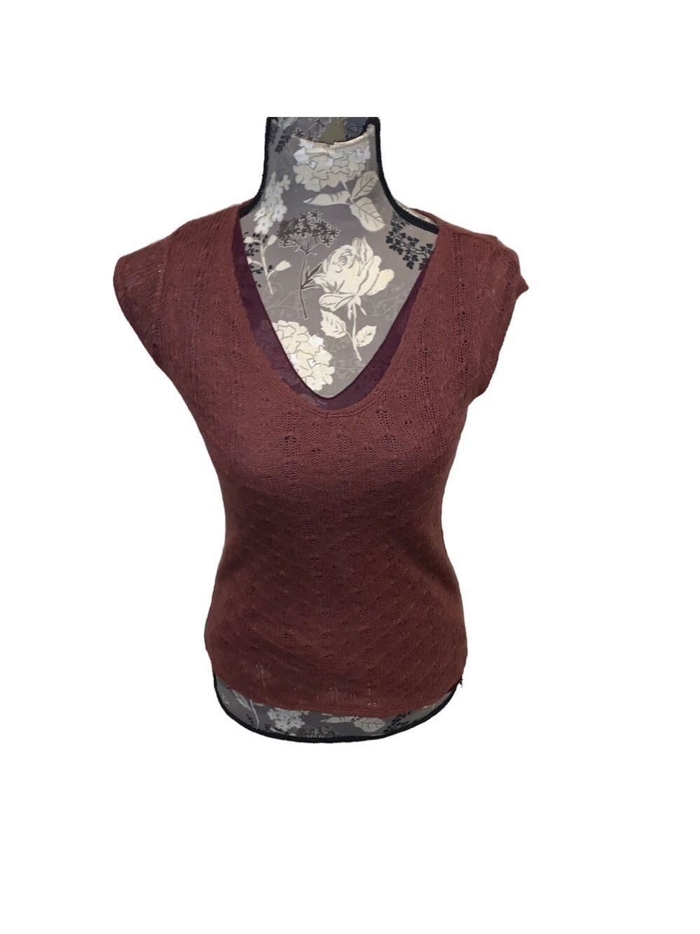 DKNY JEANS Rust Color V Neck Blouse size petite
